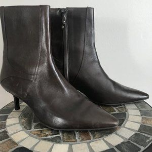 EUC Cole Haan Leather Ankle/Mid-Calf Boots in Brown, size 9B